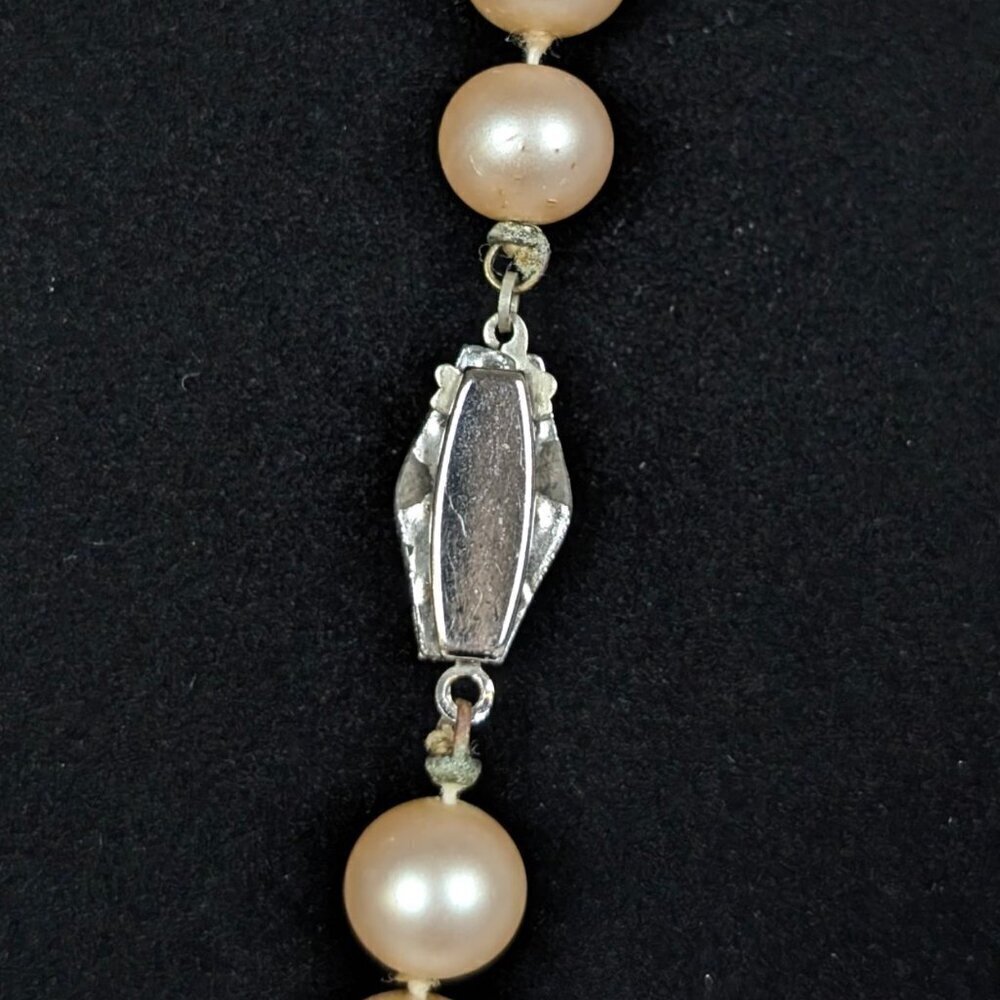 Vintage Knotted Glass Pearl Necklace - Picture 5 of 7